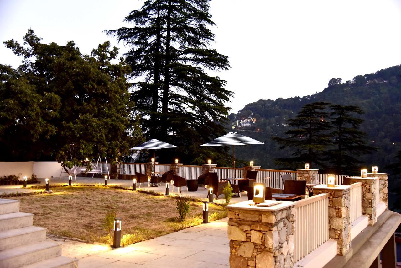 Season Hotel Найнитал Экстерьер фото